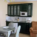 Atlantic View מלון 3*